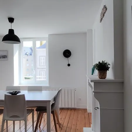 Belle Epoque דירה *