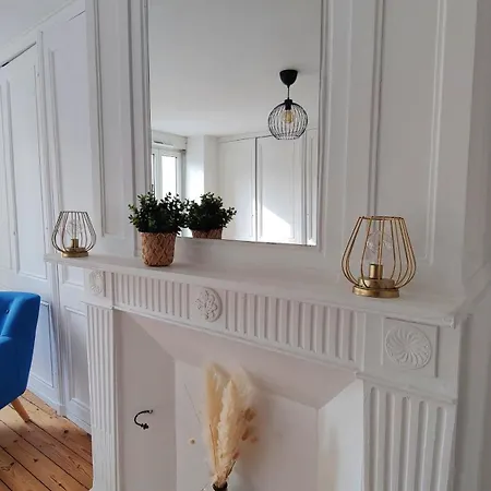 Belle Epoque דירה *